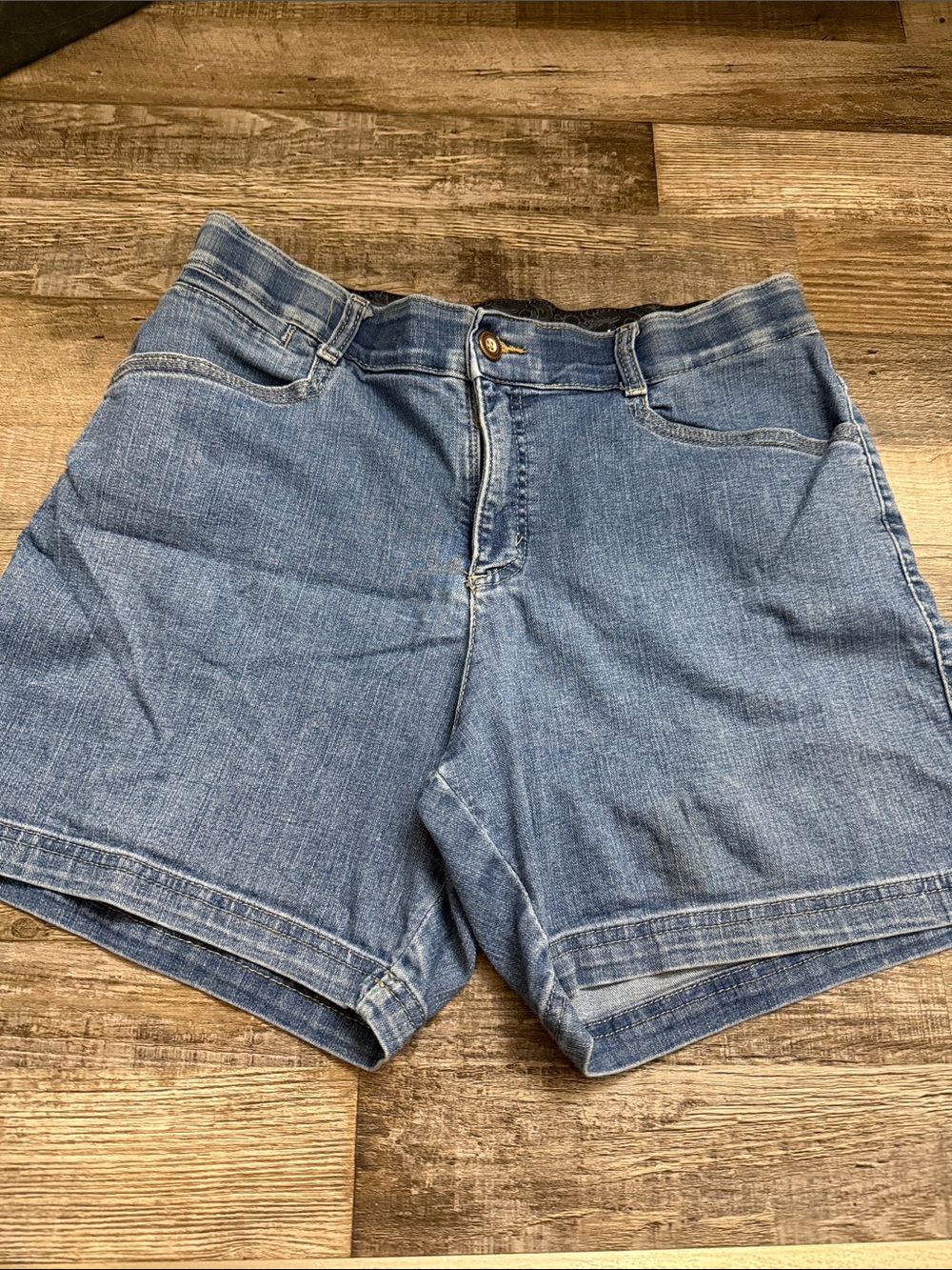 Lee Women's Light Blue Denim Shorts